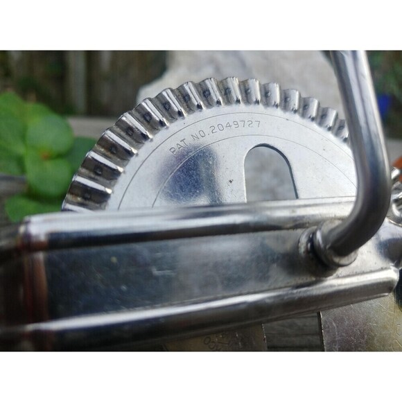 Vintage High Speed Super Center Drive Beater By Ekco - Picture 4 of 10